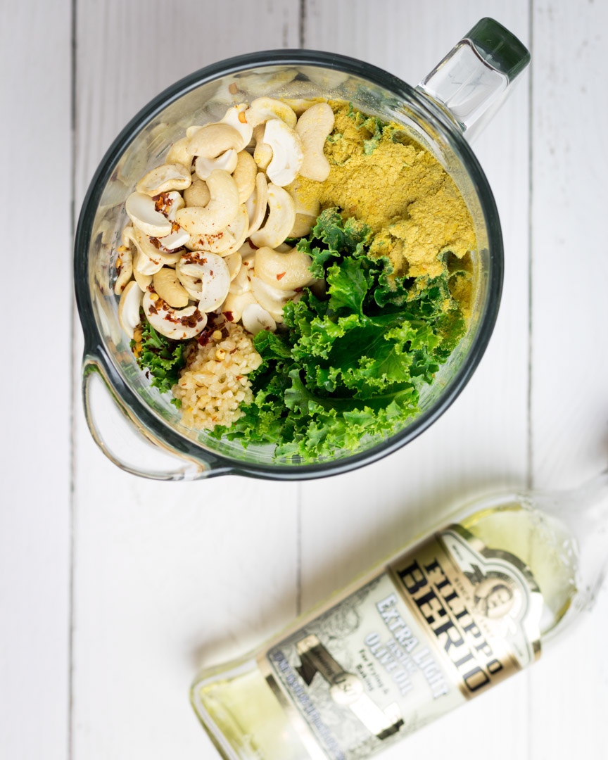 Creamy Kale and Cashew Pesto ingredients in the blender.